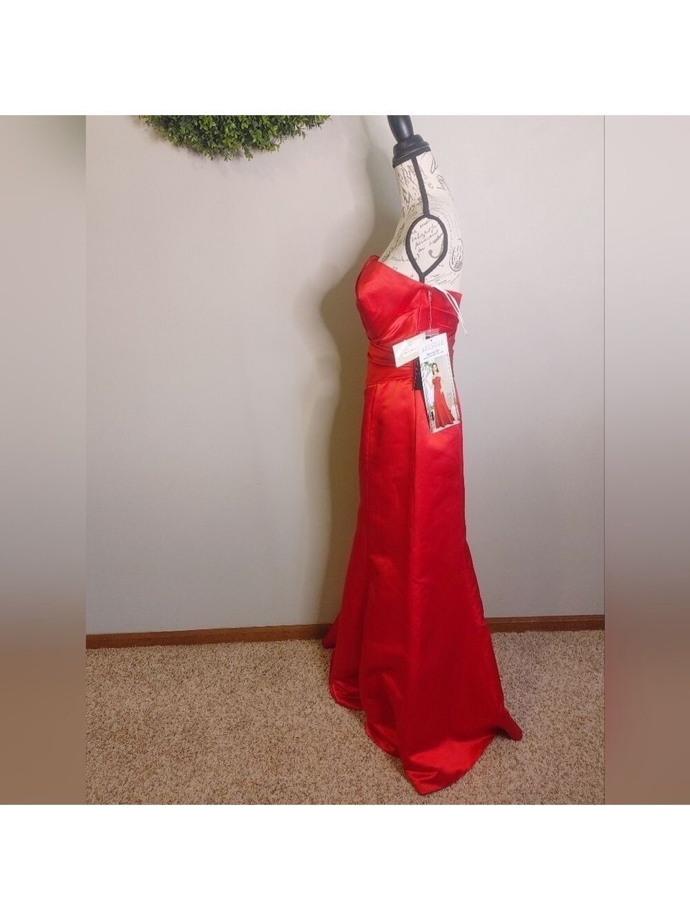 NWT Belsoie Red Satin Sweetheart Strapless Full Length Dress 8 - Picture 2 of 8